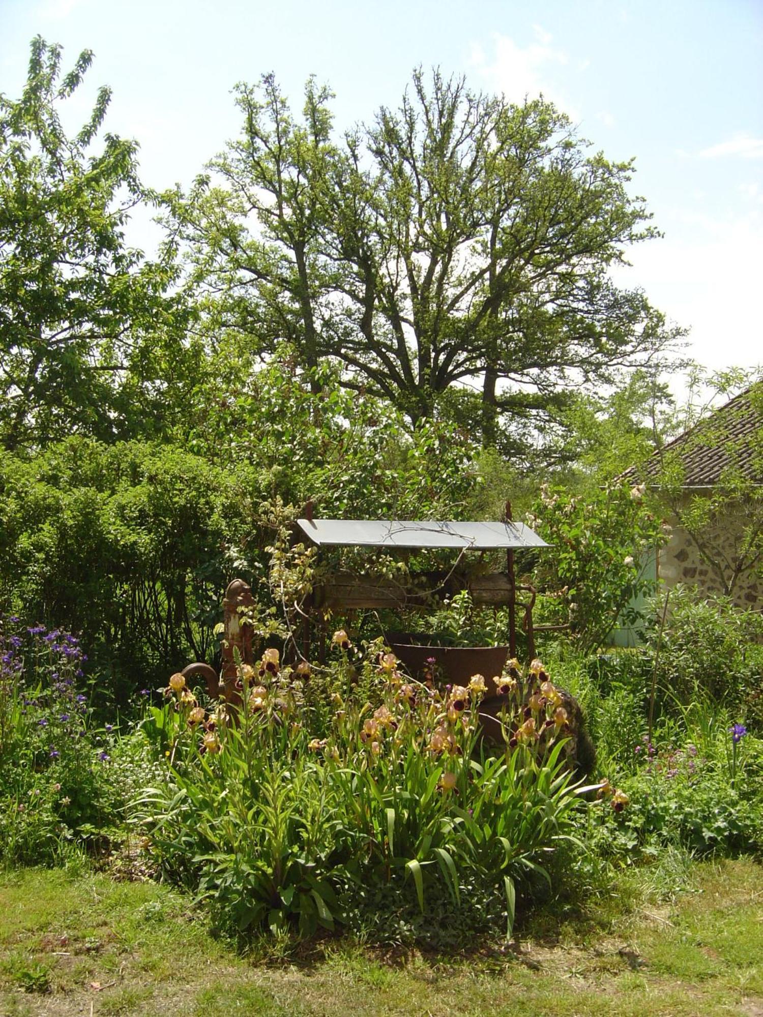 Les Trois Chenes Bed & Breakfast Videix Exterior photo