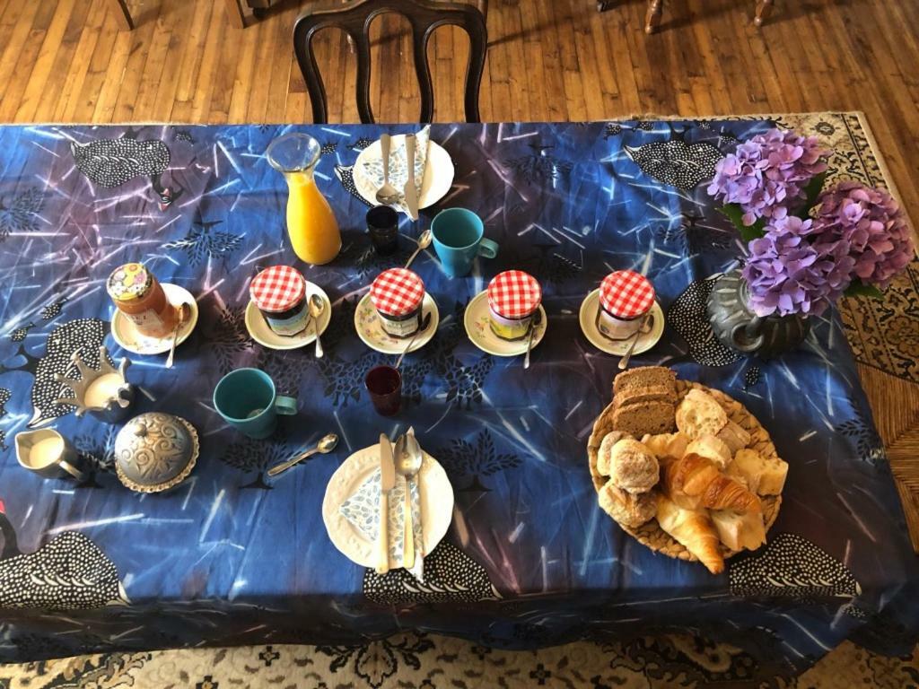 Les Trois Chenes Bed & Breakfast Videix Exterior photo